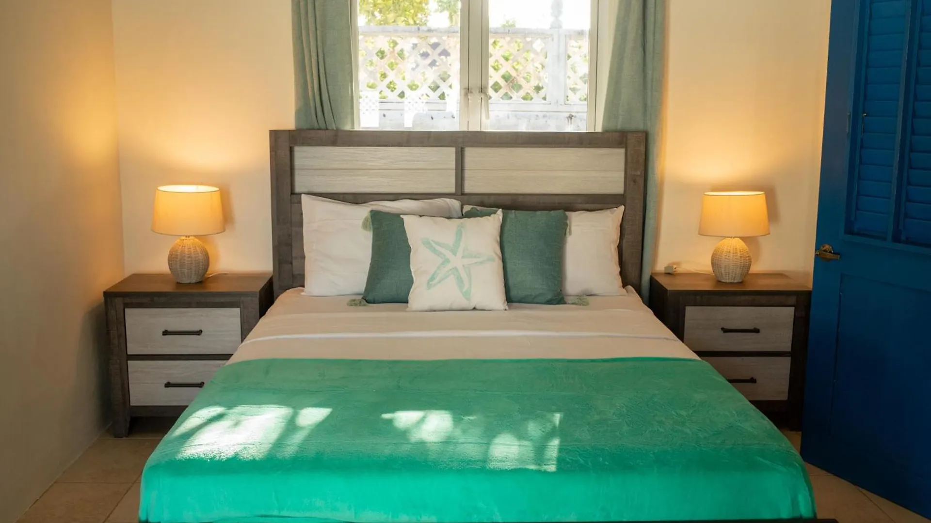 Villa The Heart Villa, Exquisite Pool To Relax & Unwind Golden Grove